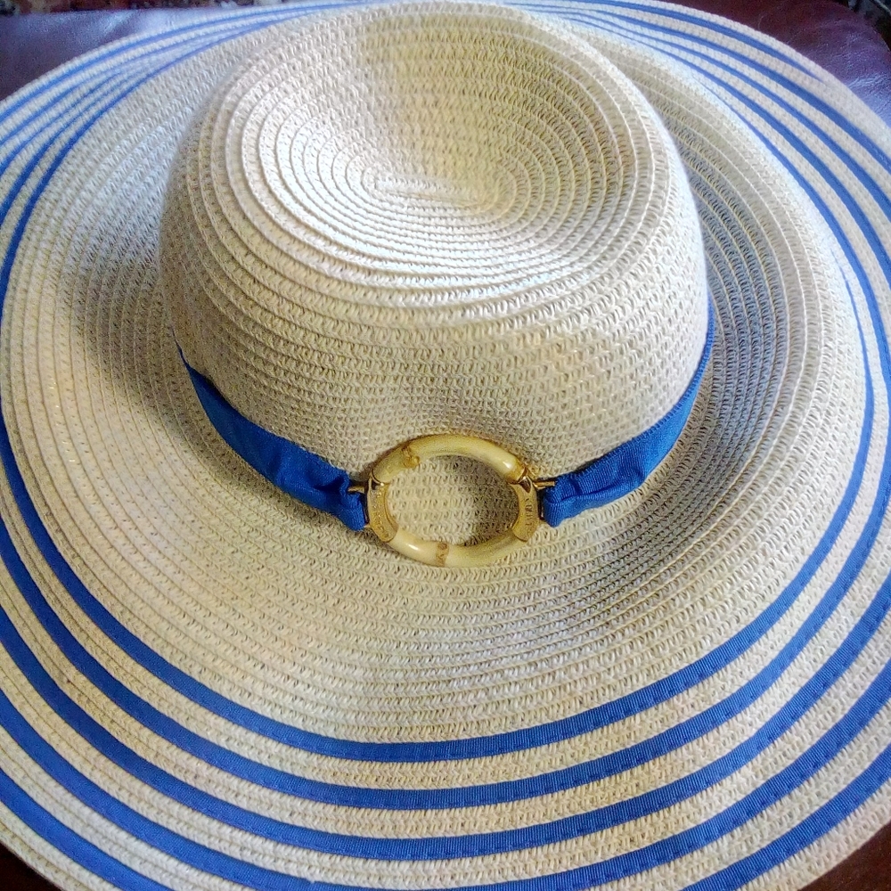 PERFECT Ralph Lauren Floppy hat :)